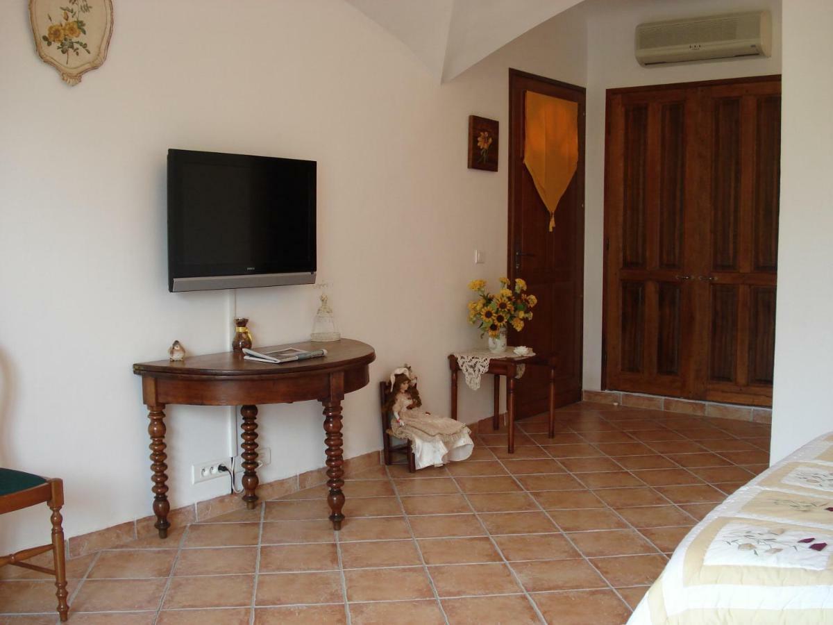 Les Chambres De L'Hote Antique Pietra Longa Salvini ภายนอก รูปภาพ